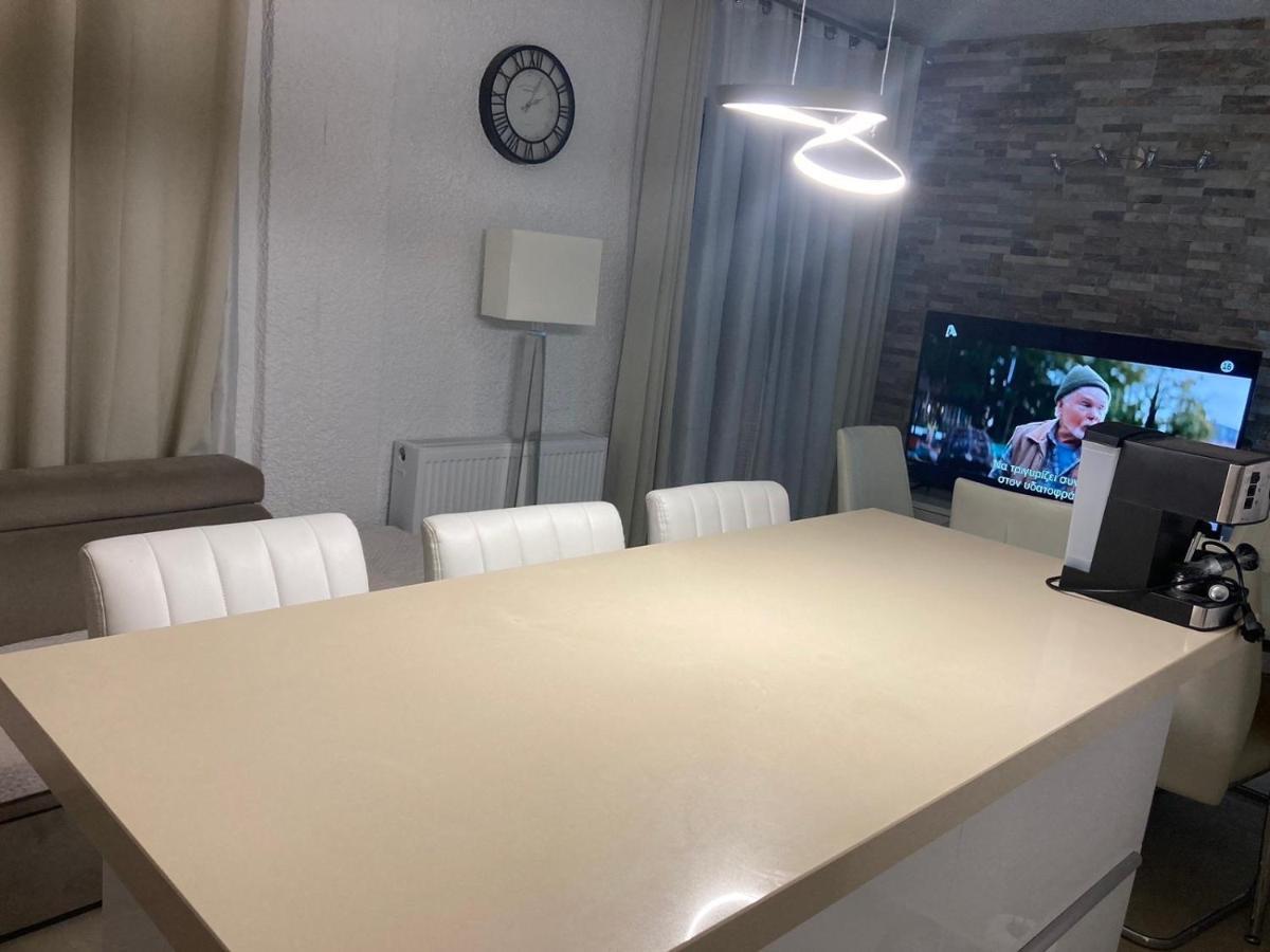 Apartman Perea Peraía Exteriör bild