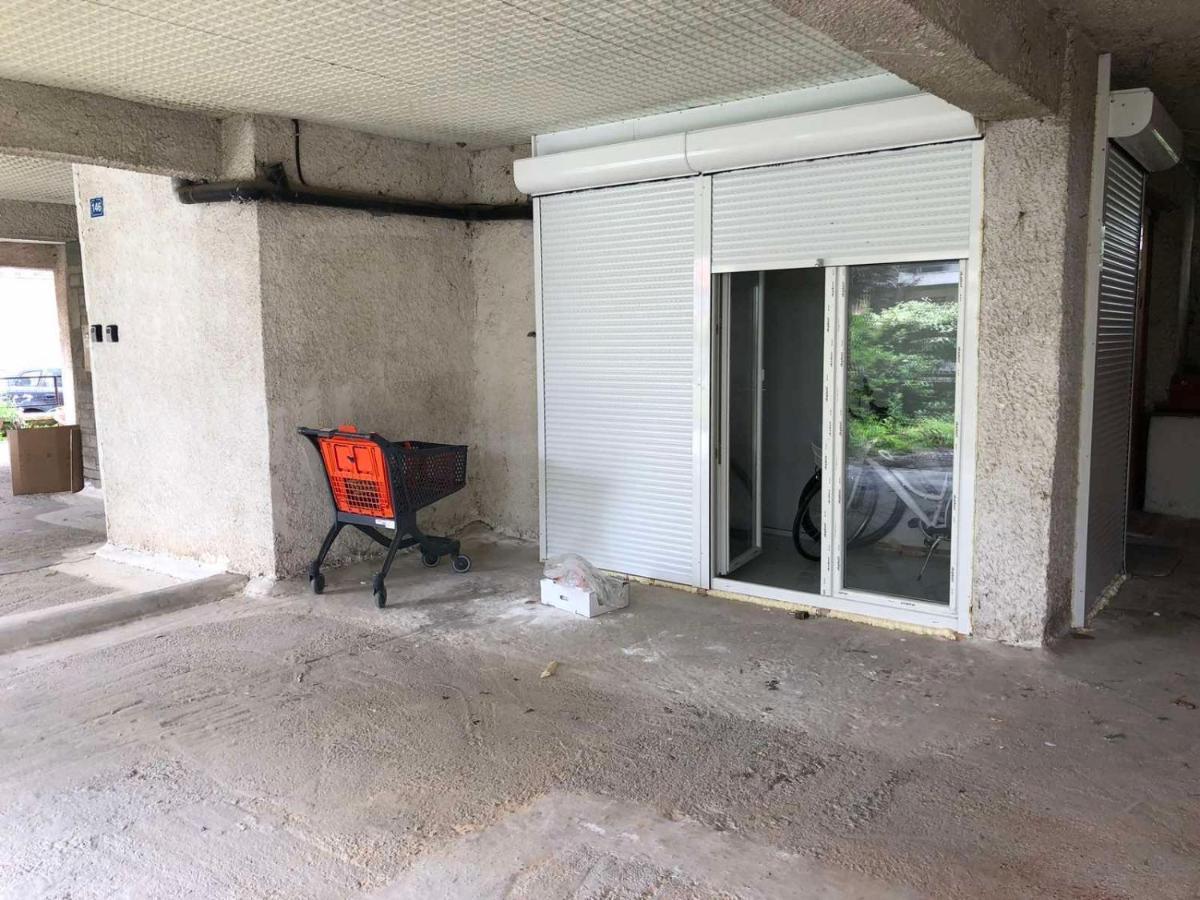 Apartman Perea Peraía Exteriör bild